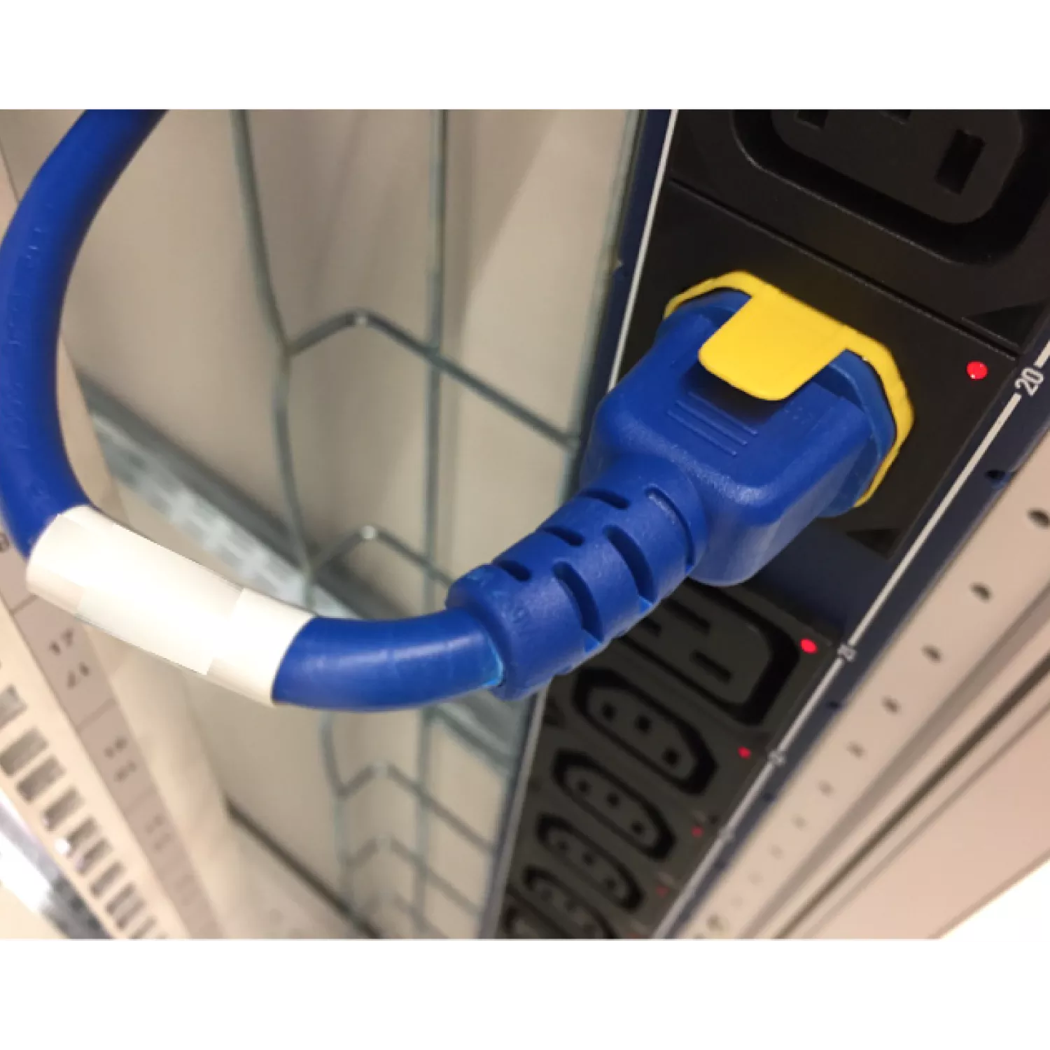 Manchons de sécurisation des cordons électriques