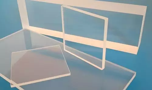 Dalles pleines en verre