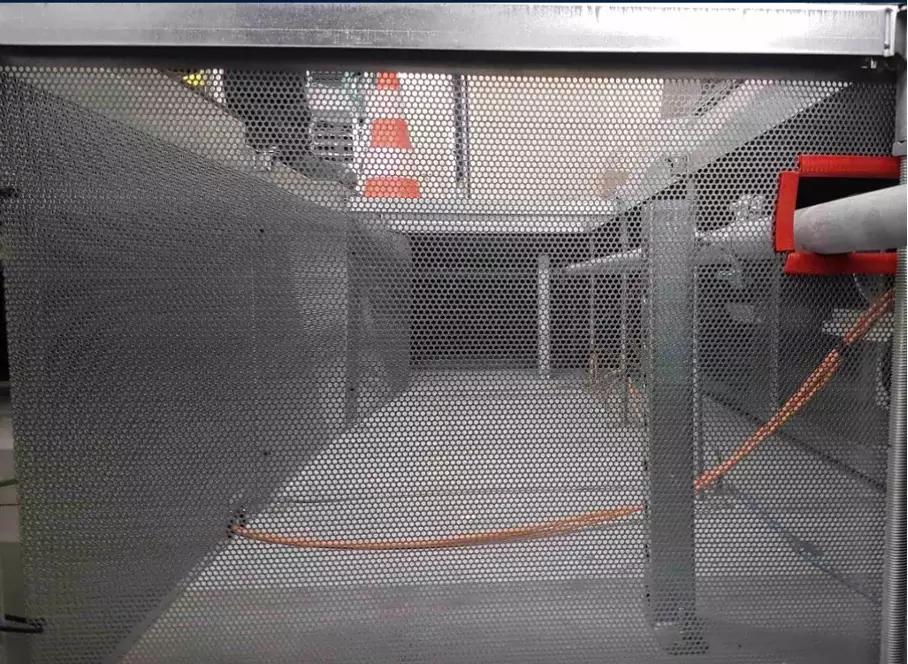 Laminage et passivation des flux d'air soufflés en plénum