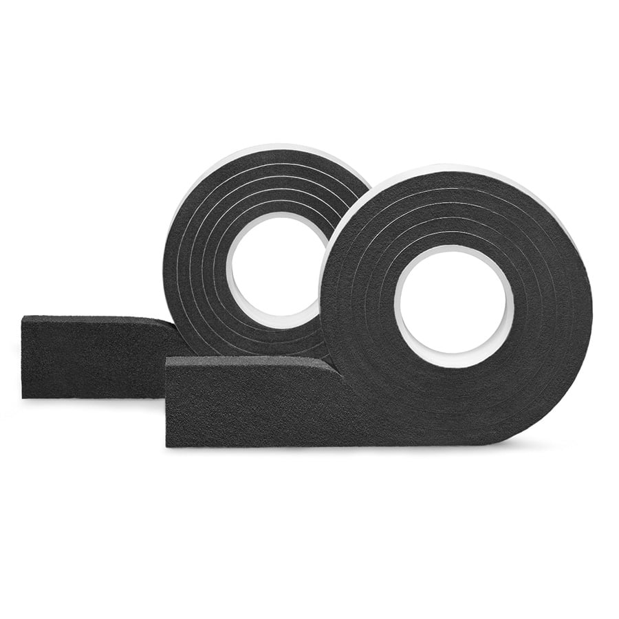 Mousse d’étanchéité en bas des baies